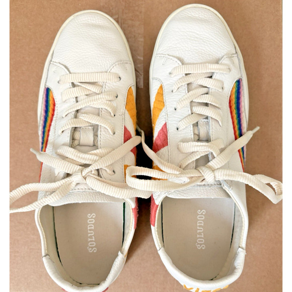 SOLUDOS Good Vibes Rainbow Sun Embroidered Leather Sneakers Low Top 9.5 Festival - Picture 9 of 11